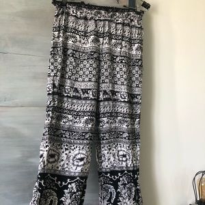 Wise Leg Printed Pant